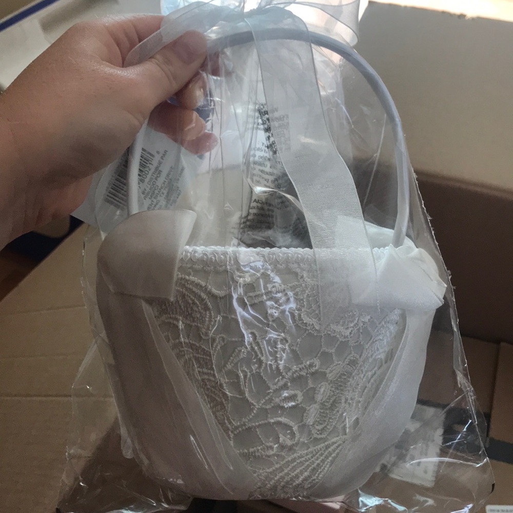 Flower girl basket